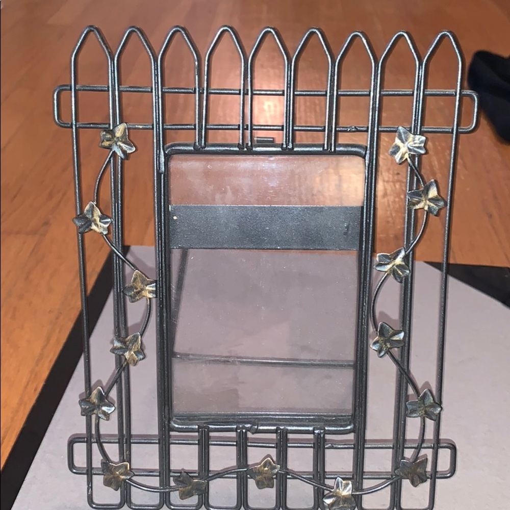 Picture frame - Picture 2 of 2